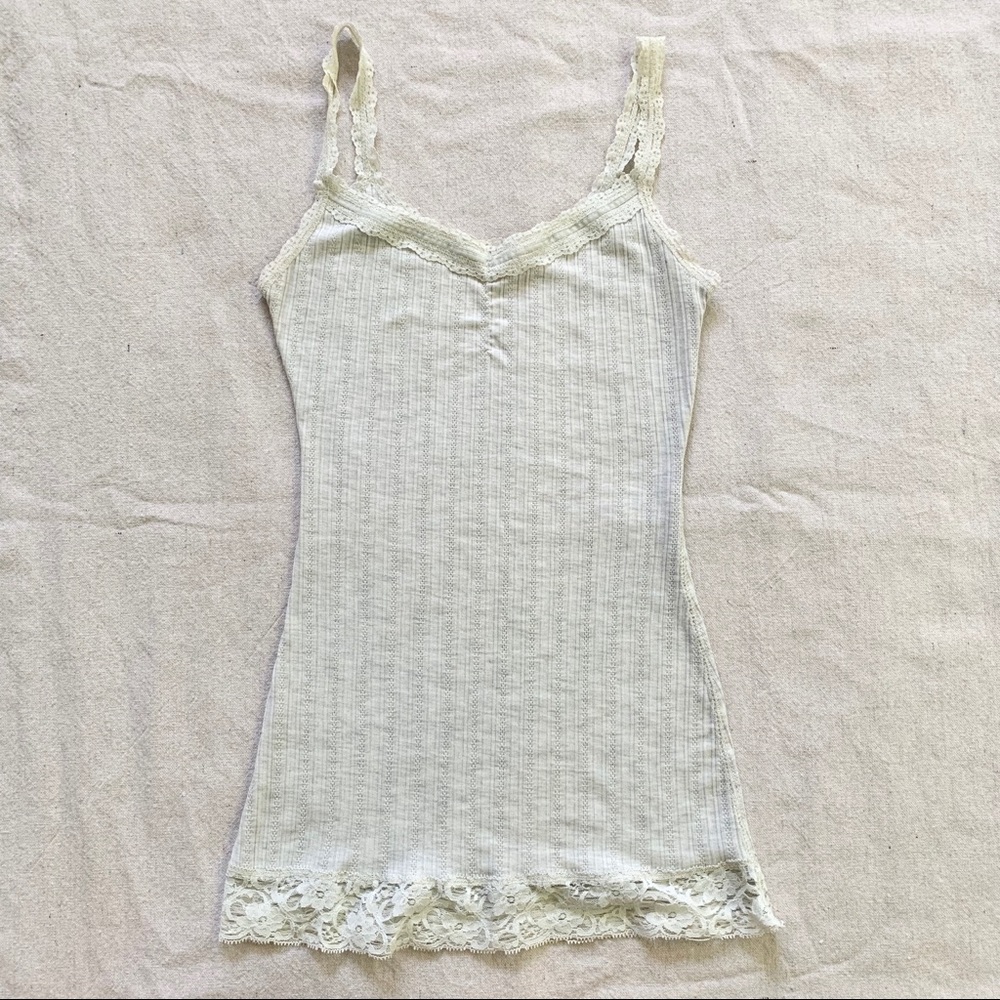 Lace detailed cami✨